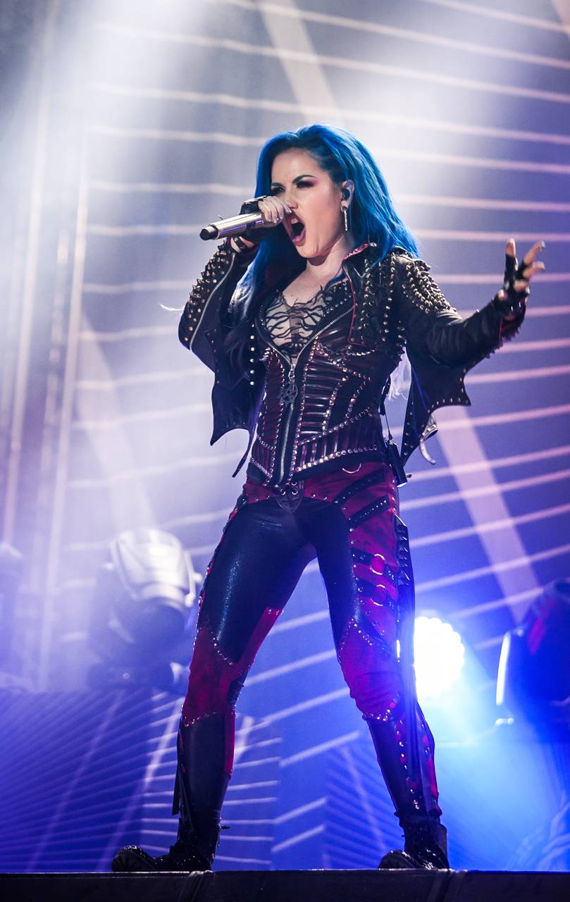 Další pohled na poslední den Metalfestu. Dee Snider připomněl Twisted Sister, vrcholem byli Arch Enemy