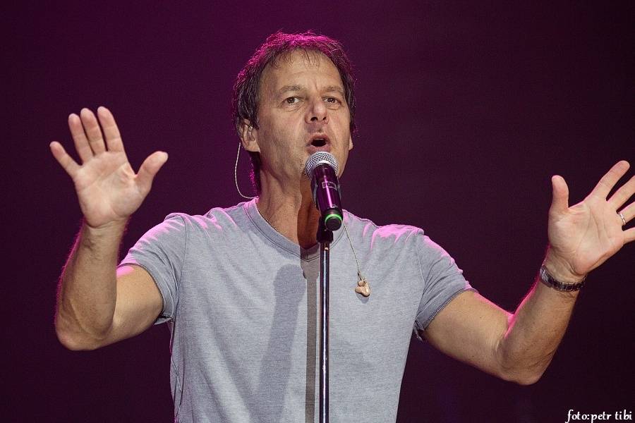 Team vysypal v Českých Budějovicích svoje hity, hala jásala