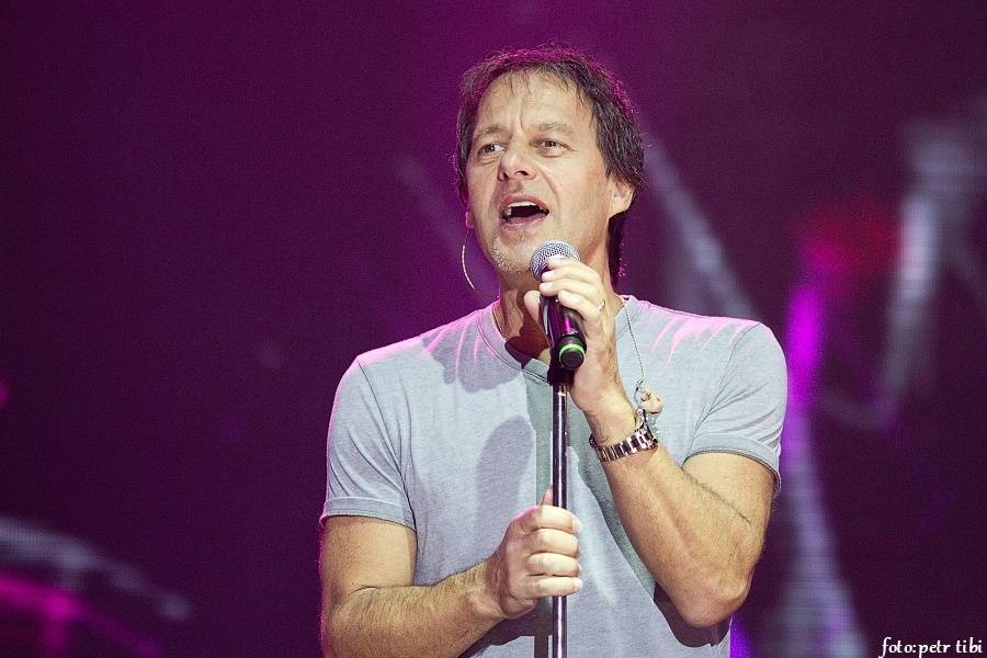 Team vysypal v Českých Budějovicích svoje hity, hala jásala