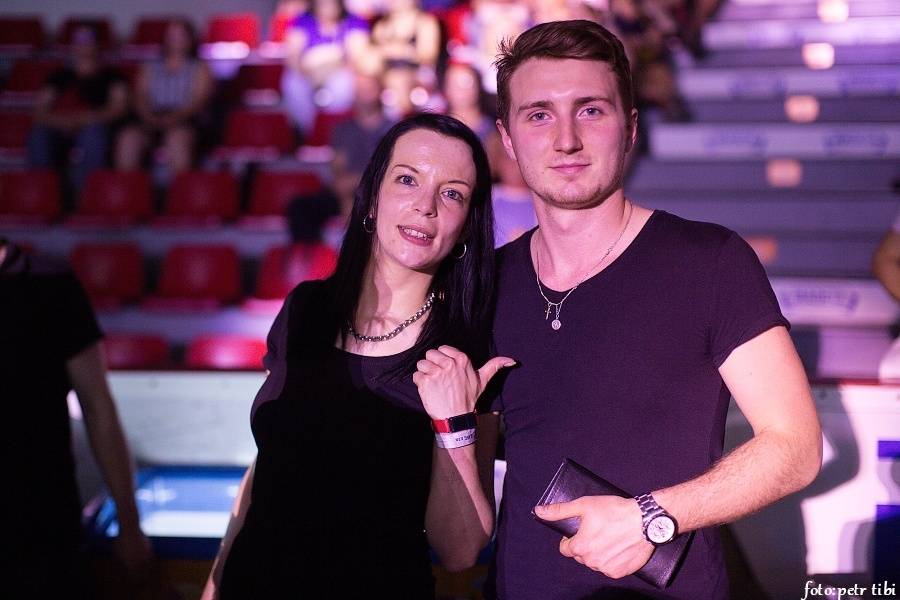 Team vysypal v Českých Budějovicích svoje hity, hala jásala