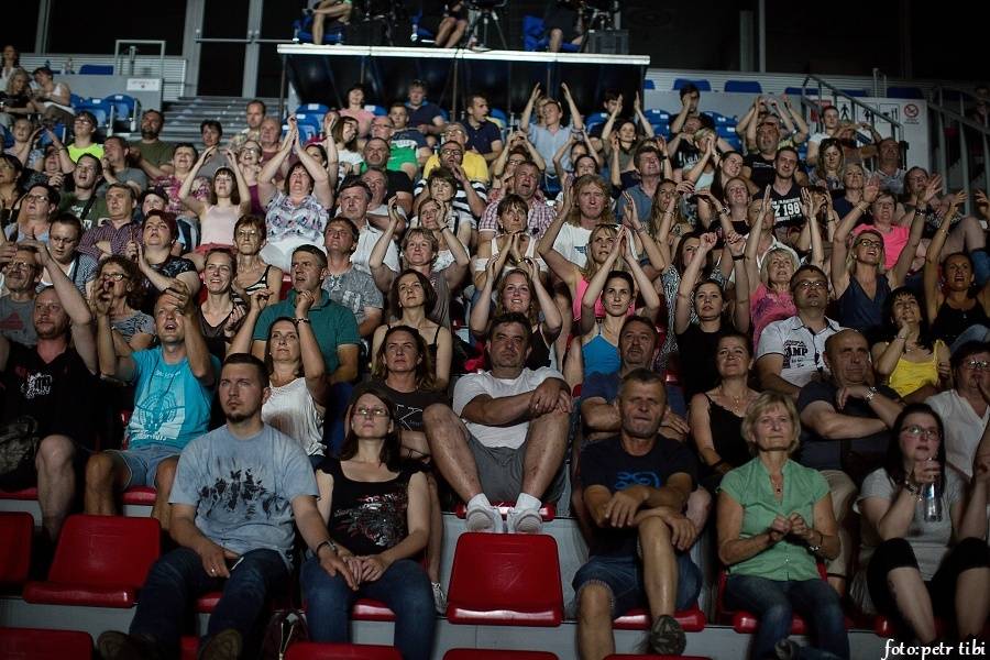 Team vysypal v Českých Budějovicích svoje hity, hala jásala