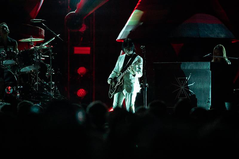 Smashing Pumpkins zahráli ve vyprodaném Foru Karlín spoustu nestárnoucích hitů