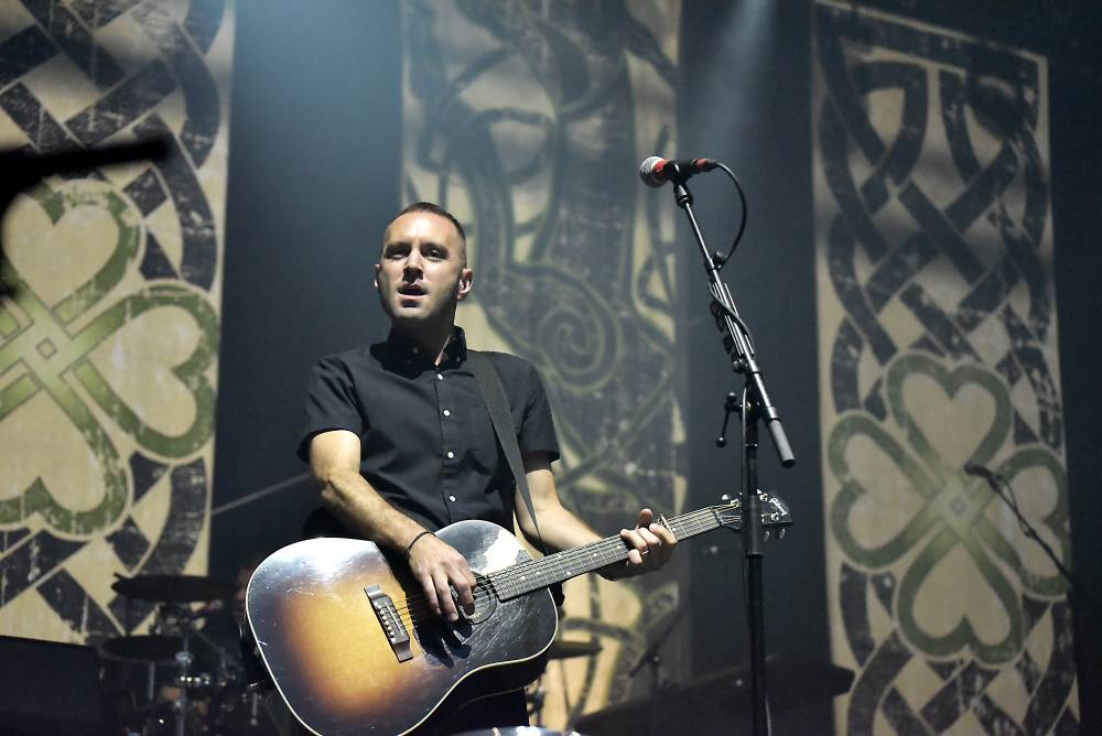 Dropkick Murphys po roce opět v Praze: Tipsport arénu rozpálili punkovou smrští