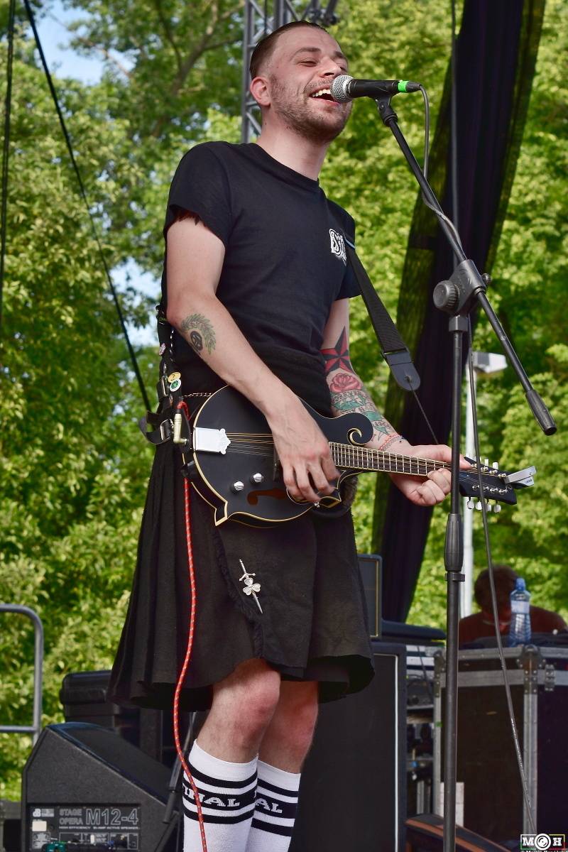 Tři sestry dodrželi tradici a opět bavili na červnovém open airu v Plzni. Hráli také Doctor P.P. nebo E!E