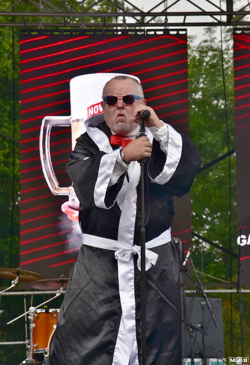 Tři sestry dodrželi tradici a opět bavili na červnovém open airu v Plzni. Hráli také Doctor P.P. nebo E!E