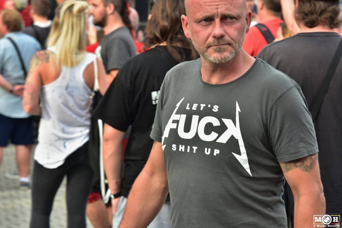 Tři sestry dodrželi tradici a opět bavili na červnovém open airu v Plzni. Hráli také Doctor P.P. nebo E!E