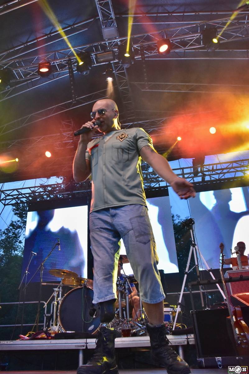 Tři sestry dodrželi tradici a opět bavili na červnovém open airu v Plzni. Hráli také Doctor P.P. nebo E!E