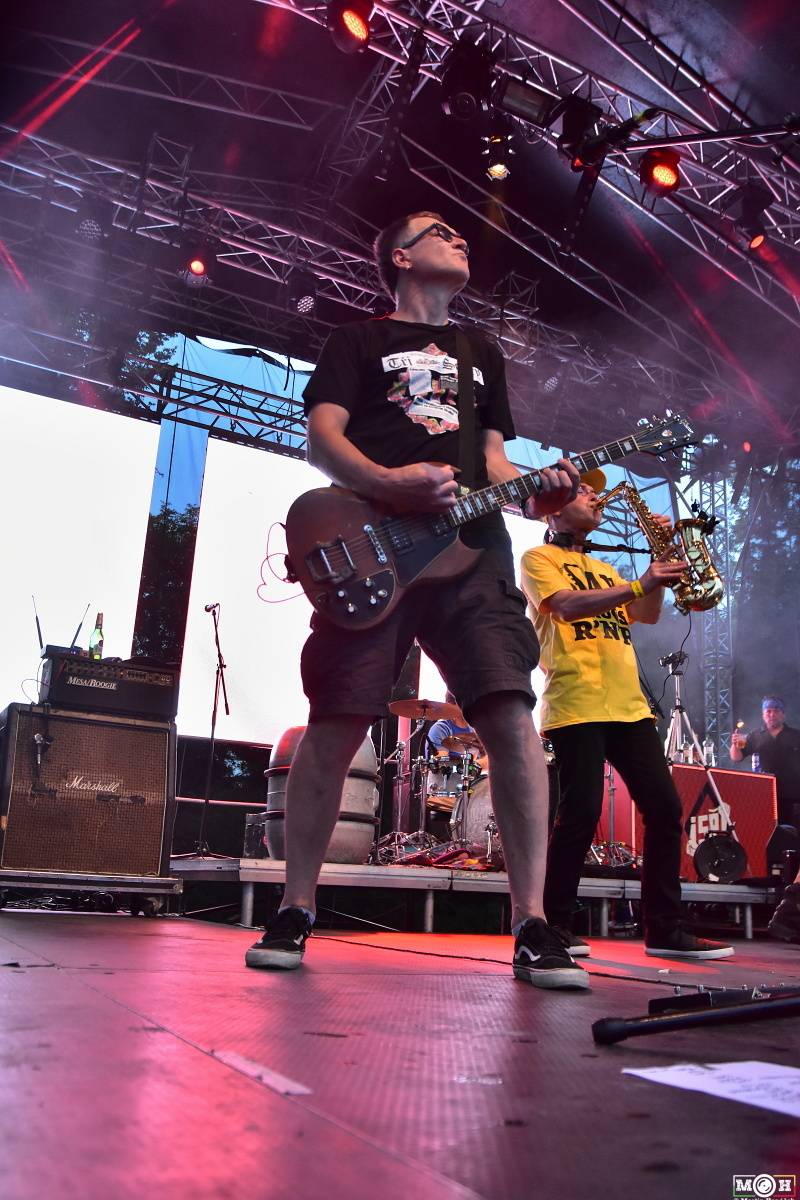 Tři sestry dodrželi tradici a opět bavili na červnovém open airu v Plzni. Hráli také Doctor P.P. nebo E!E