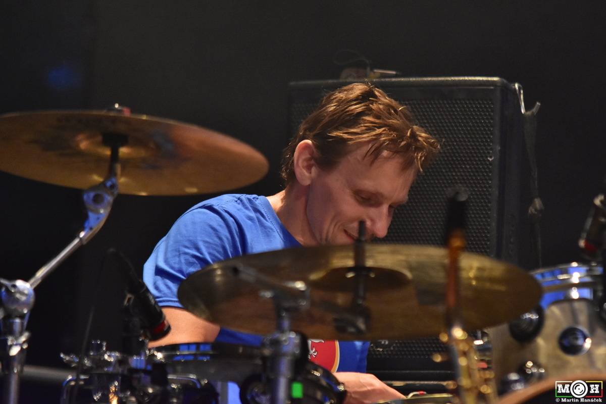 Tři sestry dodrželi tradici a opět bavili na červnovém open airu v Plzni. Hráli také Doctor P.P. nebo E!E