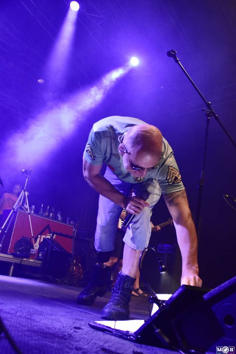 Tři sestry dodrželi tradici a opět bavili na červnovém open airu v Plzni. Hráli také Doctor P.P. nebo E!E