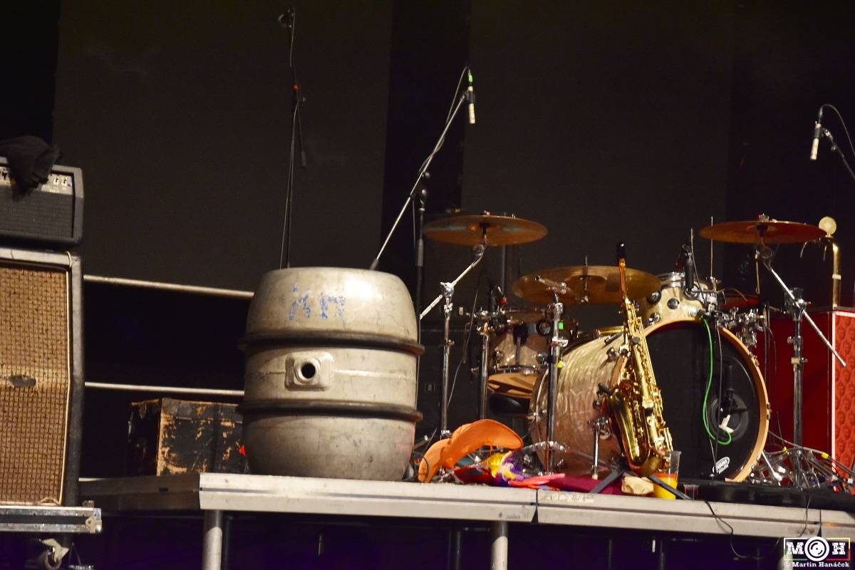 Tři sestry dodrželi tradici a opět bavili na červnovém open airu v Plzni. Hráli také Doctor P.P. nebo E!E