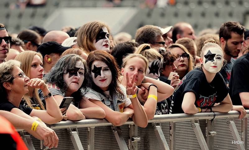 Kiss přilákali do svatostánku fotbalové Slavie pětadvacet tisíc fanoušků. Zahráli i ZZ Top a BSP
