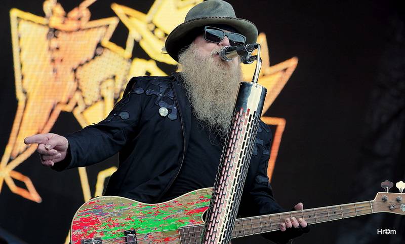 Kiss přilákali do svatostánku fotbalové Slavie pětadvacet tisíc fanoušků. Zahráli i ZZ Top a BSP