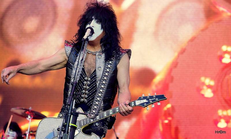 Kiss přilákali do svatostánku fotbalové Slavie pětadvacet tisíc fanoušků. Zahráli i ZZ Top a BSP