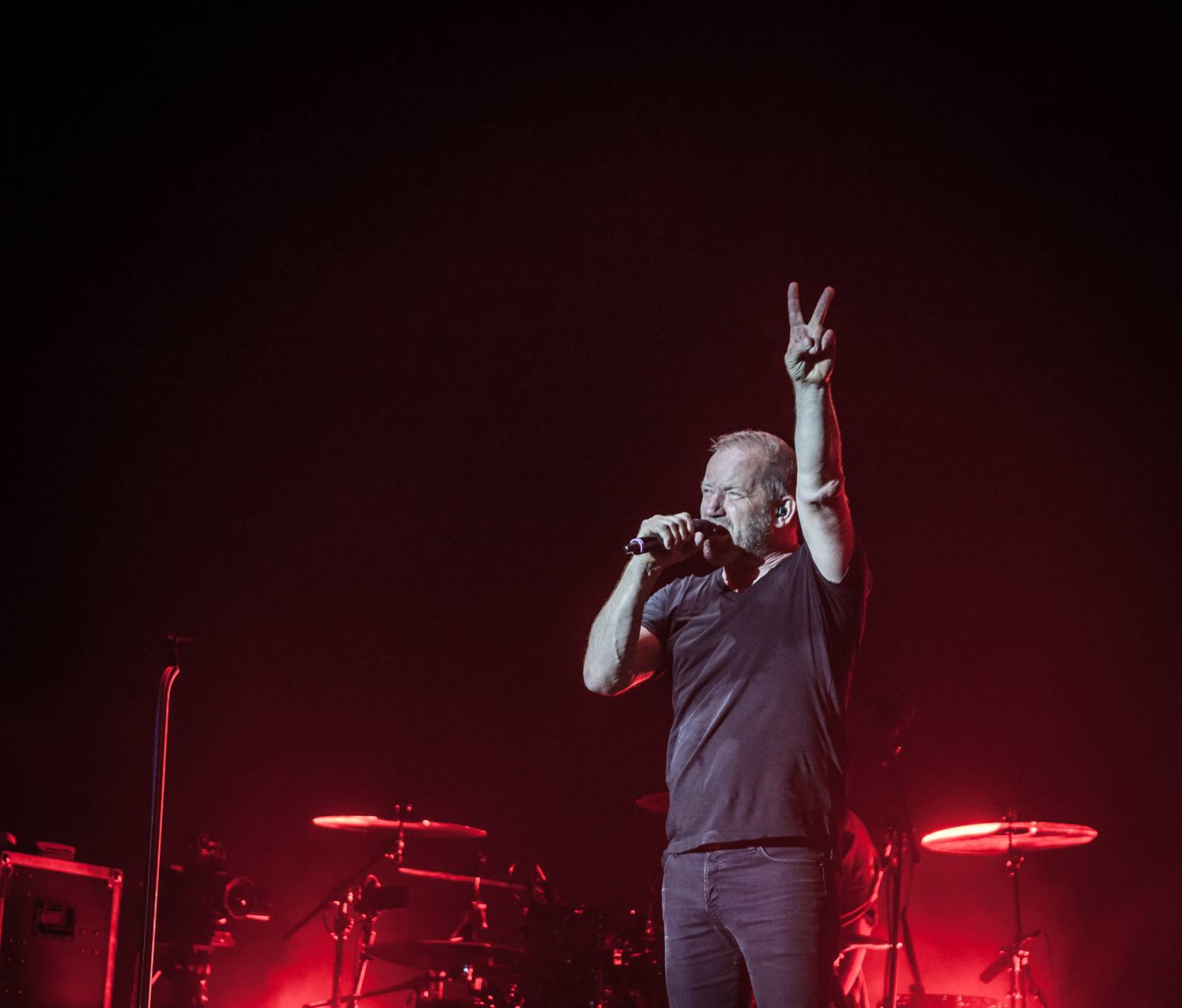 Lucii v Plzni nezastavila ani bouřka. Předskakovali CimbalBand a Plexis