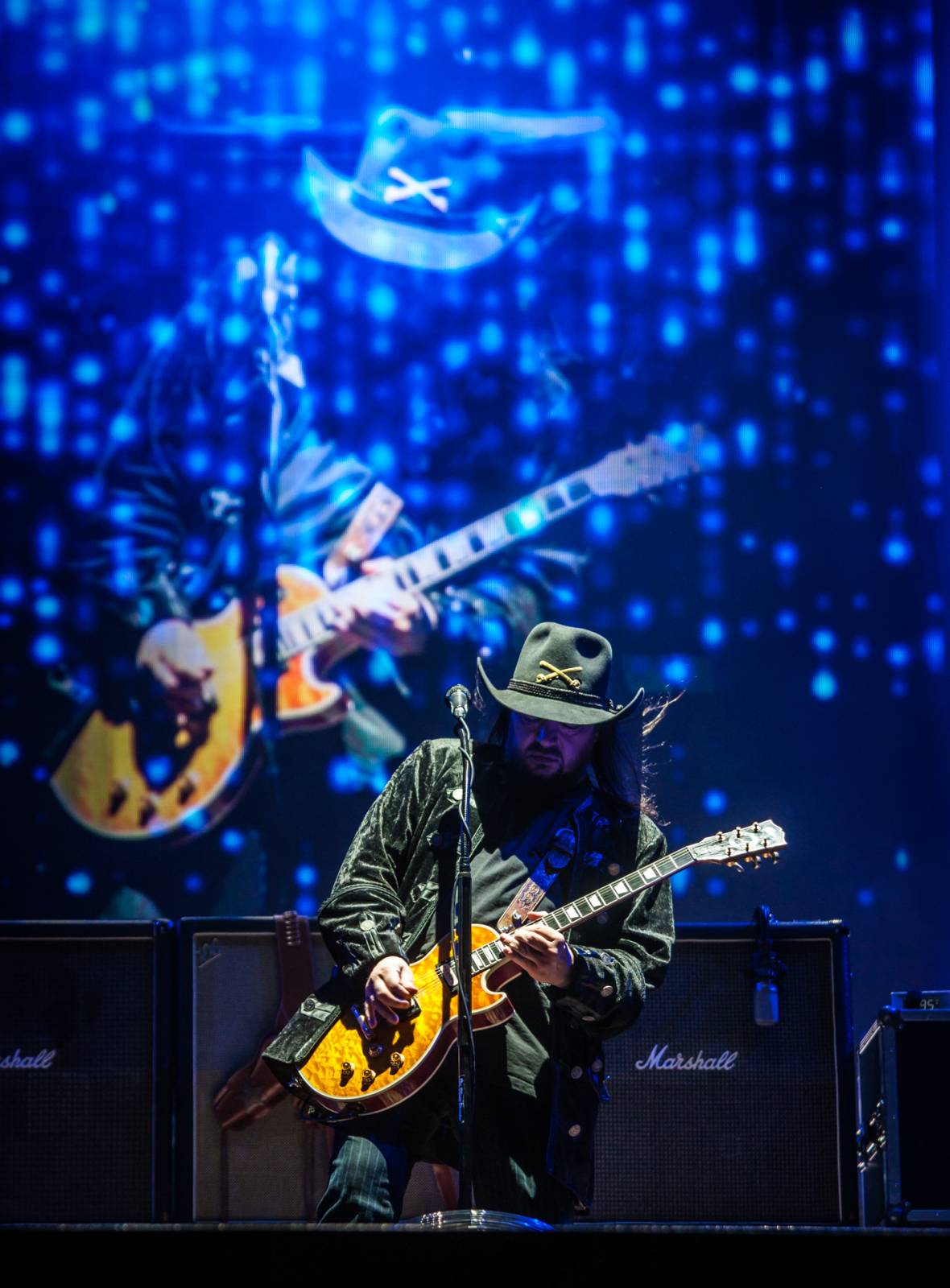 Lucii v Plzni nezastavila ani bouřka. Předskakovali CimbalBand a Plexis