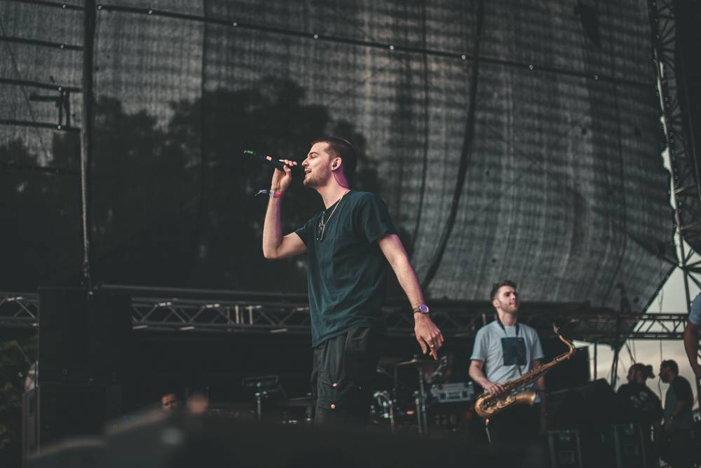 Druhý den Metronome festivalu diváky bavili Jungle, Anna Calvi i Primal Scream. Finále obstarali Kraftwerk