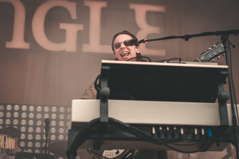 Druhý den Metronome festivalu diváky bavili Jungle, Anna Calvi i Primal Scream. Finále obstarali Kraftwerk