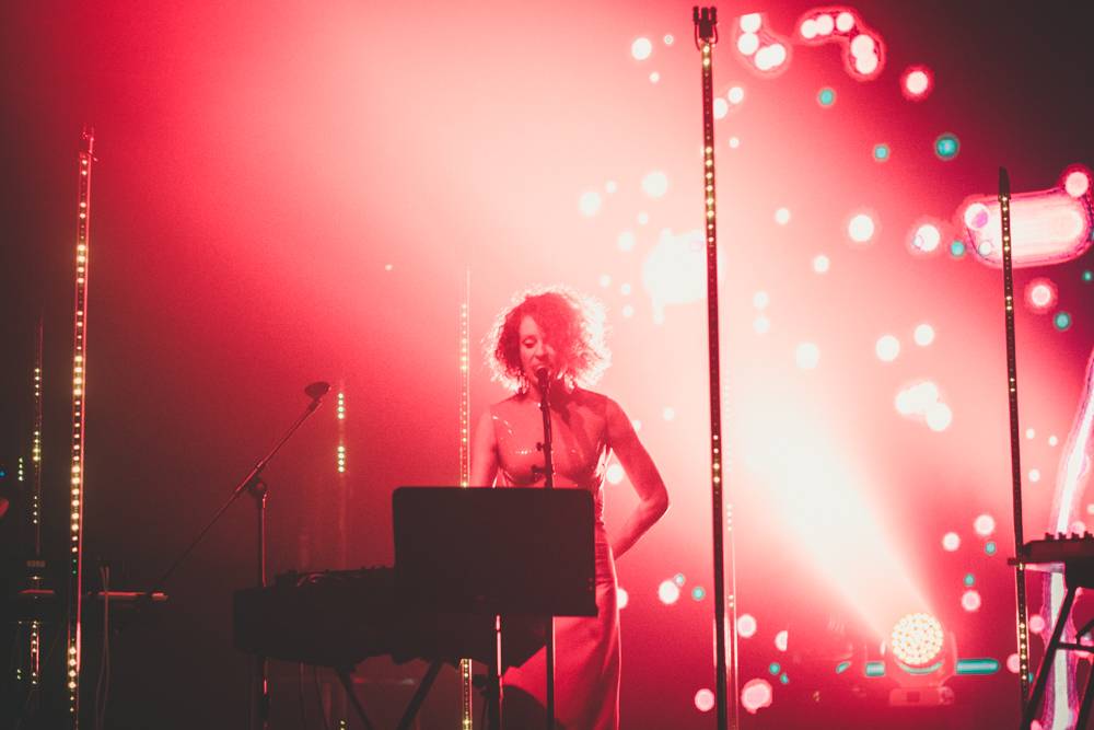 Druhý den Metronome festivalu diváky bavili Jungle, Anna Calvi i Primal Scream. Finále obstarali Kraftwerk