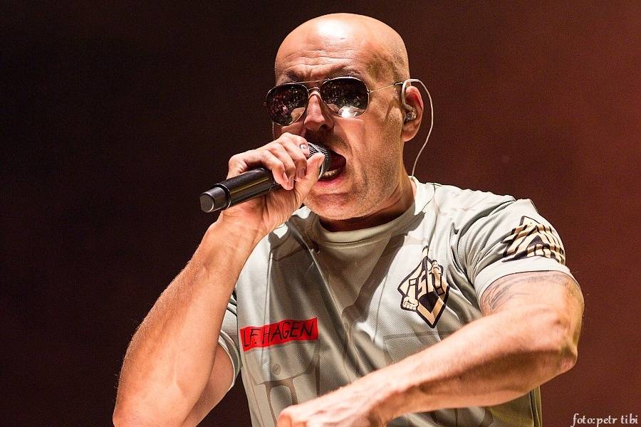 Tři sestry se v Petrovicích loučili s fotbalovou sezónou