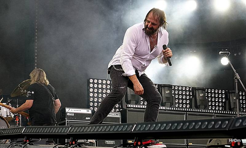 Třicet let a třicet tisíc fanoušků. Kabát slavil v Praze narozeniny ve velkém stylu