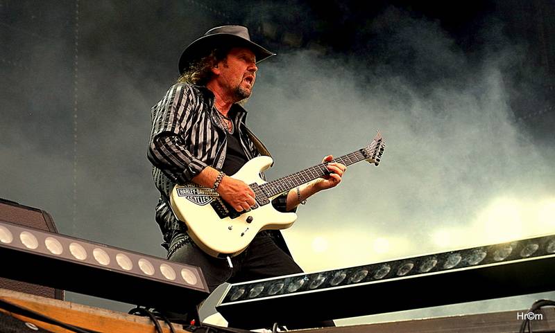 Třicet let a třicet tisíc fanoušků. Kabát slavil v Praze narozeniny ve velkém stylu