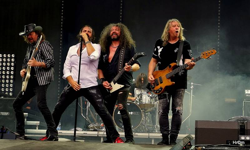 Třicet let a třicet tisíc fanoušků. Kabát slavil v Praze narozeniny ve velkém stylu