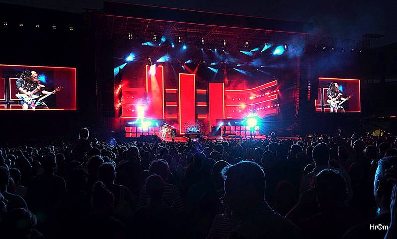 Třicet let a třicet tisíc fanoušků. Kabát slavil v Praze narozeniny ve velkém stylu