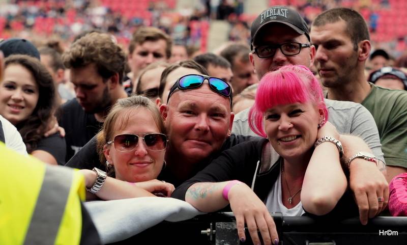 Třicet let a třicet tisíc fanoušků. Kabát slavil v Praze narozeniny ve velkém stylu