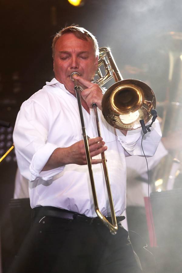 Čechomor na Špilberku podpořili Kumpánovi muzikanti