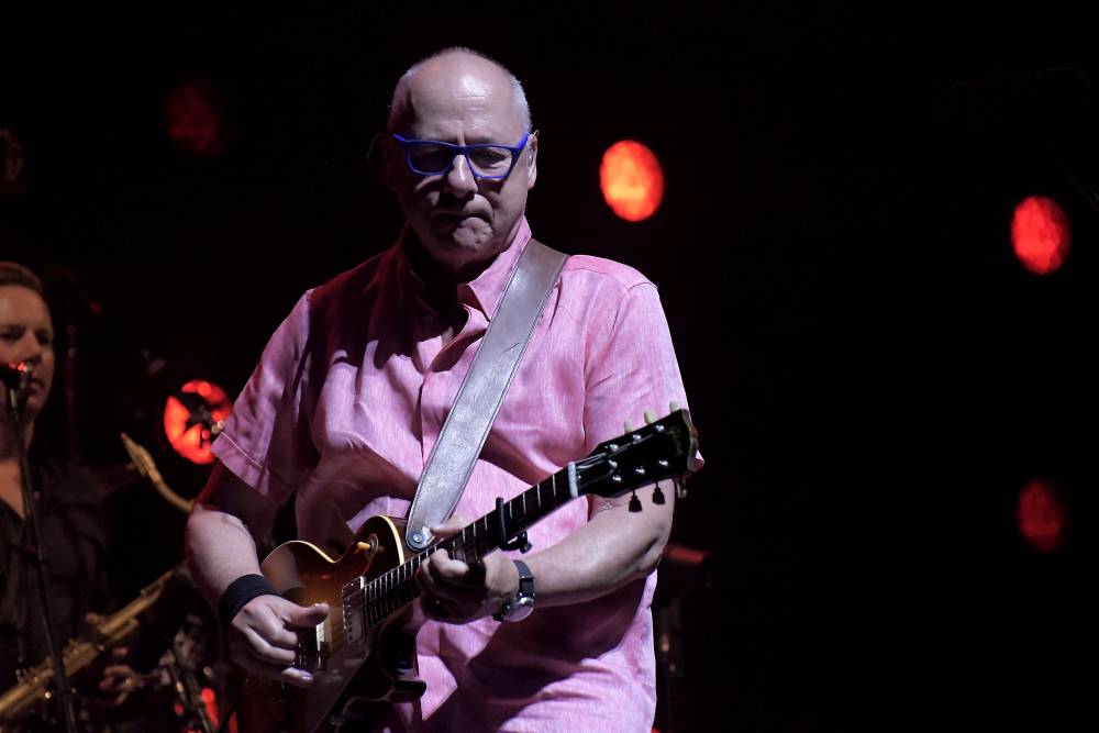 Mark Knopfler přijel do pražské O2 areny s novým albem Down The Road Wherever