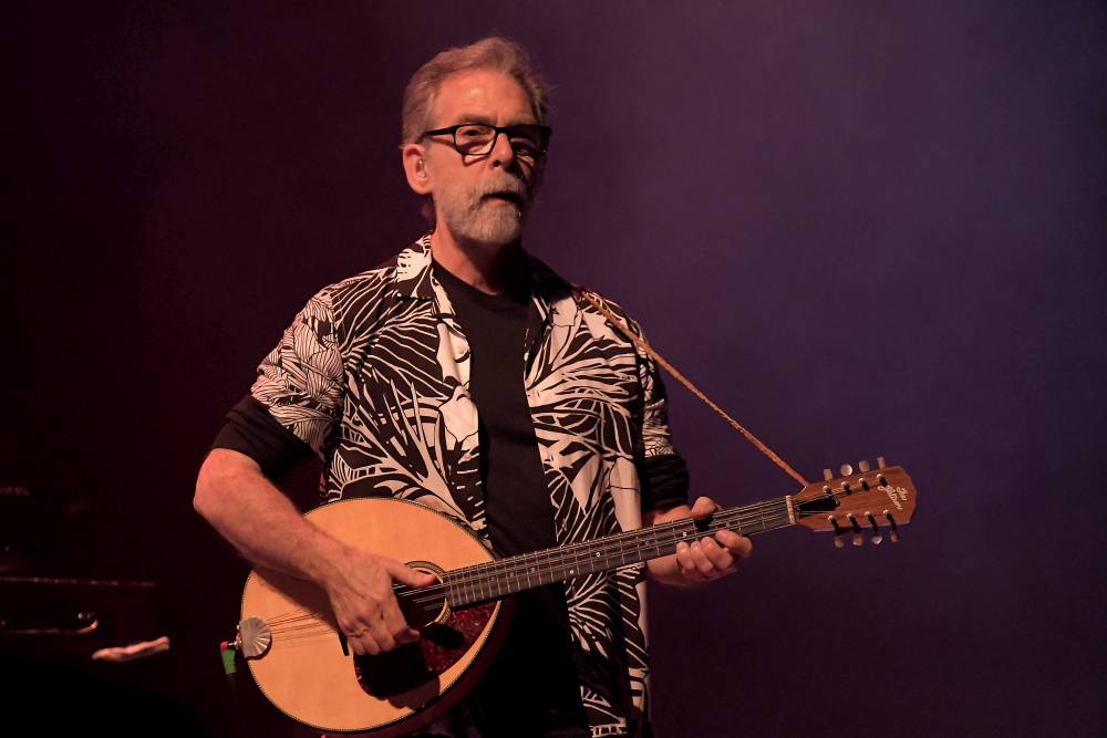 Mark Knopfler přijel do pražské O2 areny s novým albem Down The Road Wherever