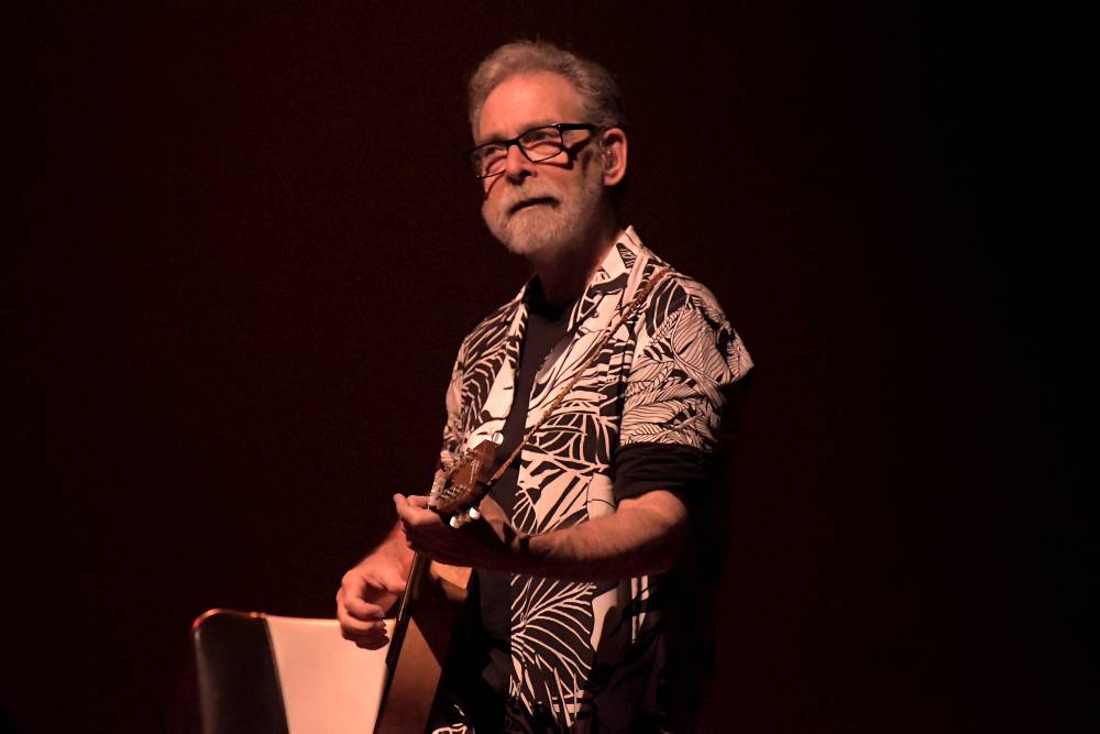 Mark Knopfler přijel do pražské O2 areny s novým albem Down The Road Wherever