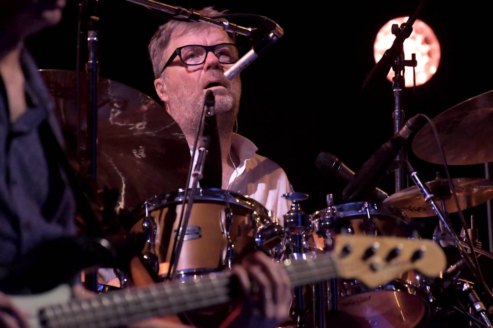 Mark Knopfler přijel do pražské O2 areny s novým albem Down The Road Wherever