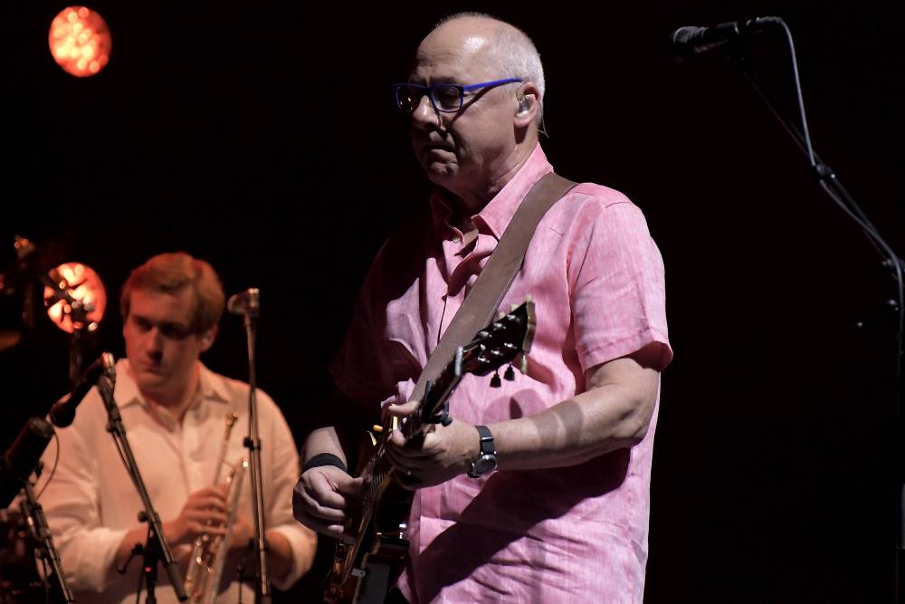 Mark Knopfler přijel do pražské O2 areny s novým albem Down The Road Wherever