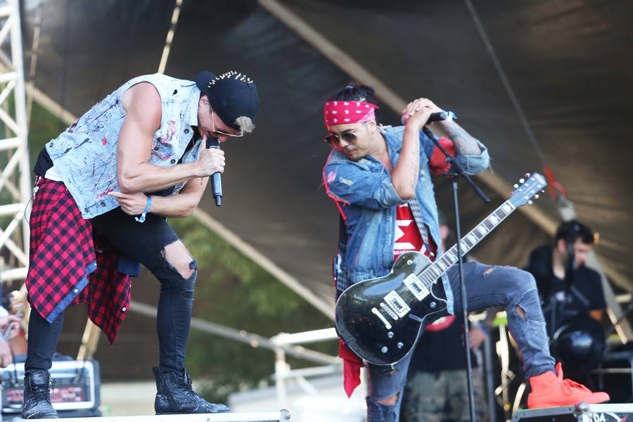 První den slovenského Topfestu opanoval Slash, vystoupili i Desmod nebo Zemětřesení