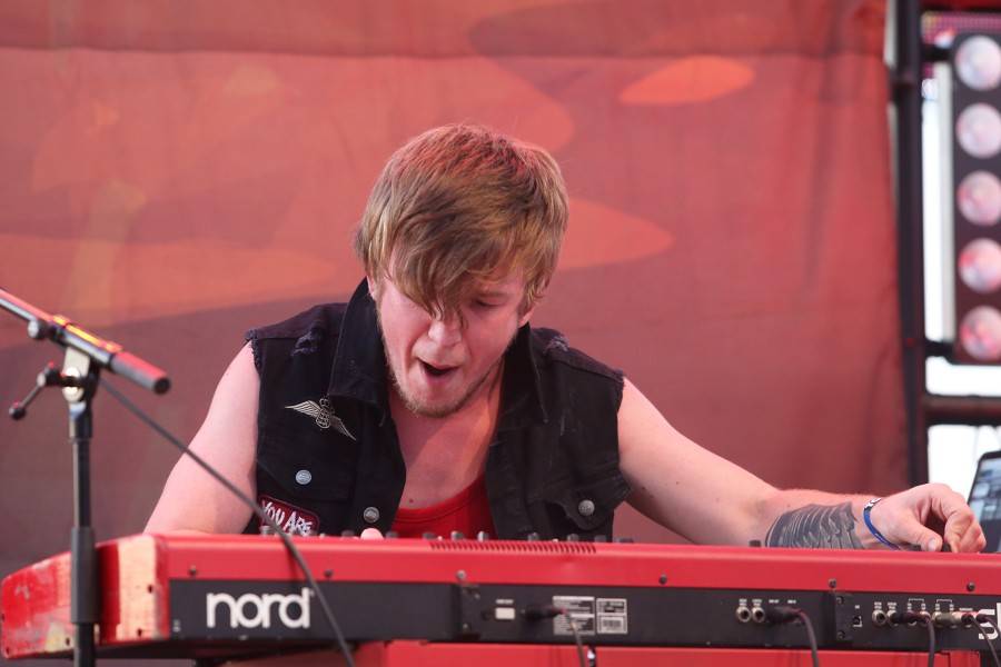 První den slovenského Topfestu opanoval Slash, vystoupili i Desmod nebo Zemětřesení