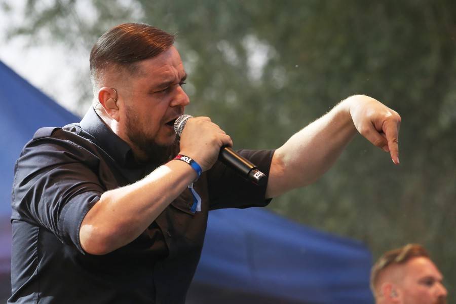 První den slovenského Topfestu opanoval Slash, vystoupili i Desmod nebo Zemětřesení