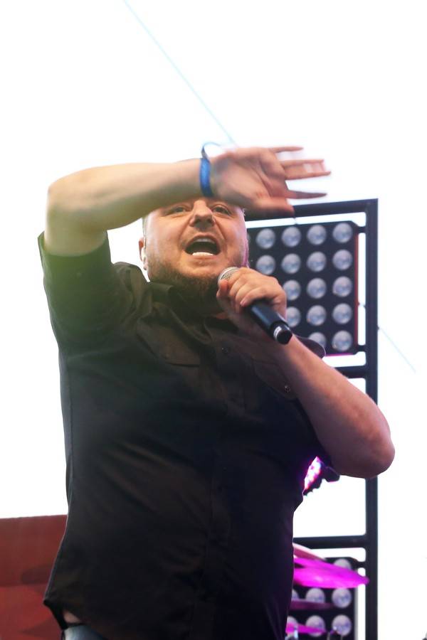 První den slovenského Topfestu opanoval Slash, vystoupili i Desmod nebo Zemětřesení