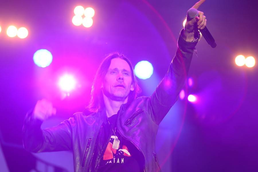 První den slovenského Topfestu opanoval Slash, vystoupili i Desmod nebo Zemětřesení