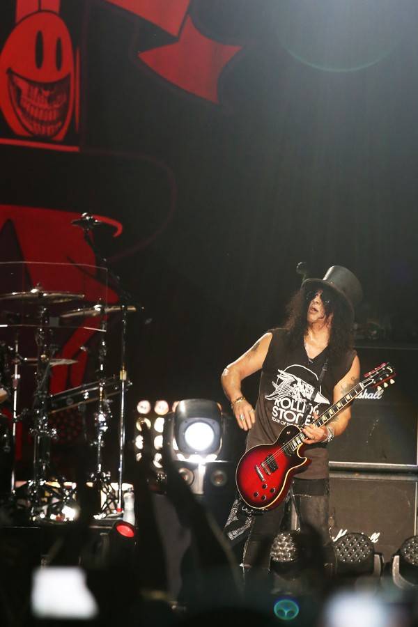 První den slovenského Topfestu opanoval Slash, vystoupili i Desmod nebo Zemětřesení