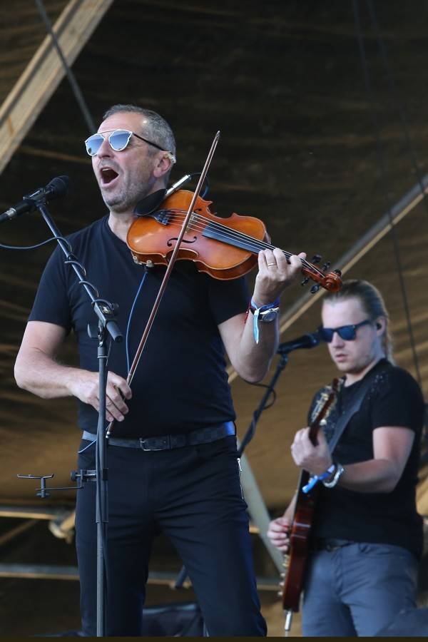 Druhý den Topfestu: Čechomor s dechovkou vystřídali Apollo 440, Deez Nuts i Zona A