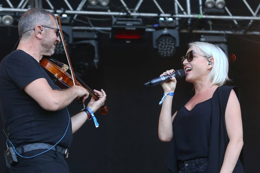 Druhý den Topfestu: Čechomor s dechovkou vystřídali Apollo 440, Deez Nuts i Zona A