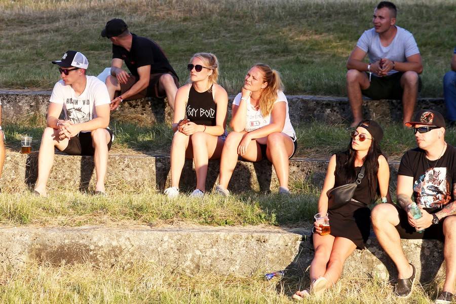 Druhý den Topfestu: Čechomor s dechovkou vystřídali Apollo 440, Deez Nuts i Zona A