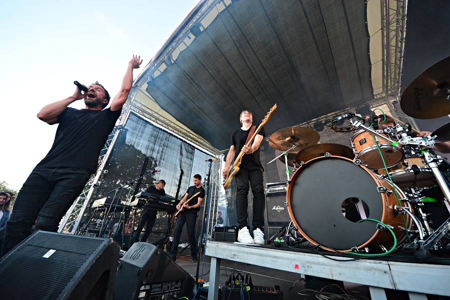 Tata Bojs si v Brně na Špilberku užívali letní atmosféry. Vystoupili také Ghost Of You