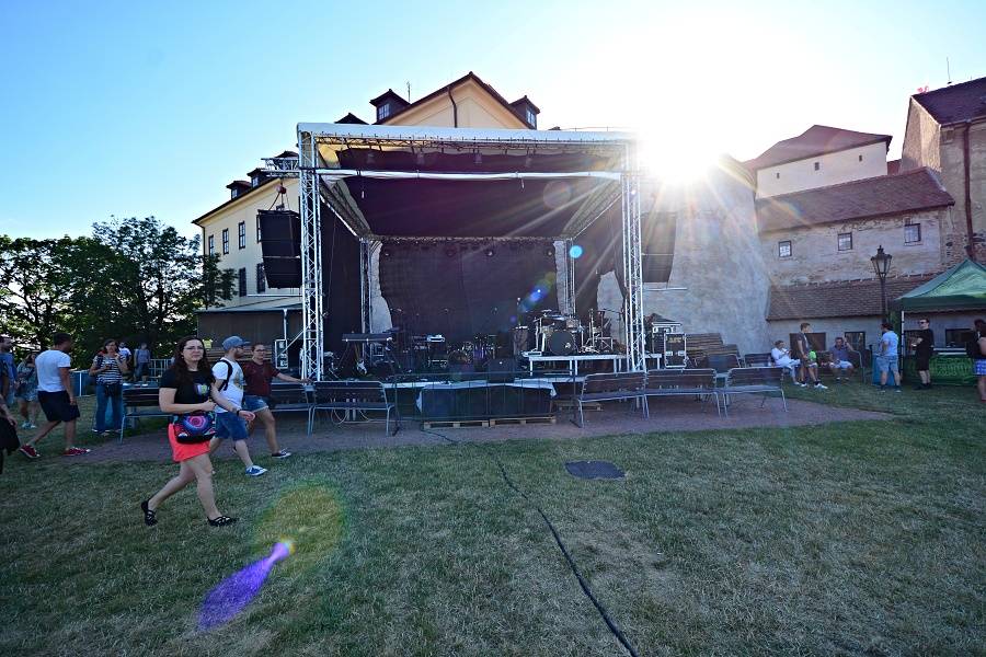 Tata Bojs si v Brně na Špilberku užívali letní atmosféry. Vystoupili také Ghost Of You