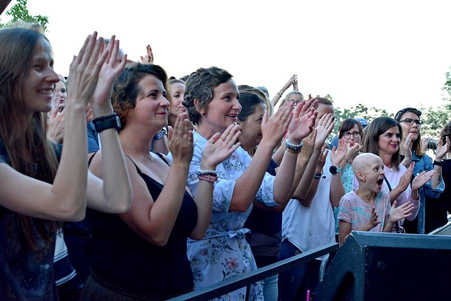 Tata Bojs si v Brně na Špilberku užívali letní atmosféry. Vystoupili také Ghost Of You