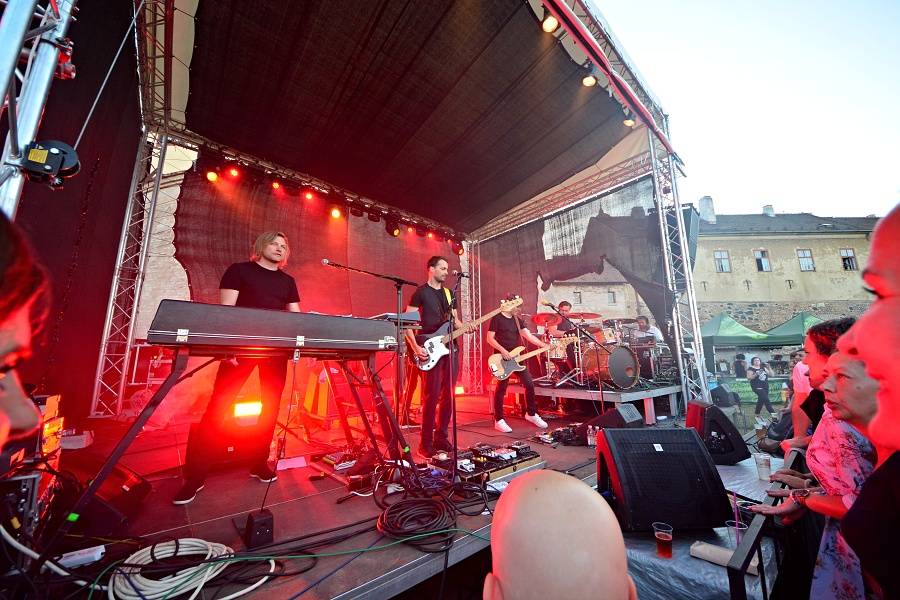 Tata Bojs si v Brně na Špilberku užívali letní atmosféry. Vystoupili také Ghost Of You