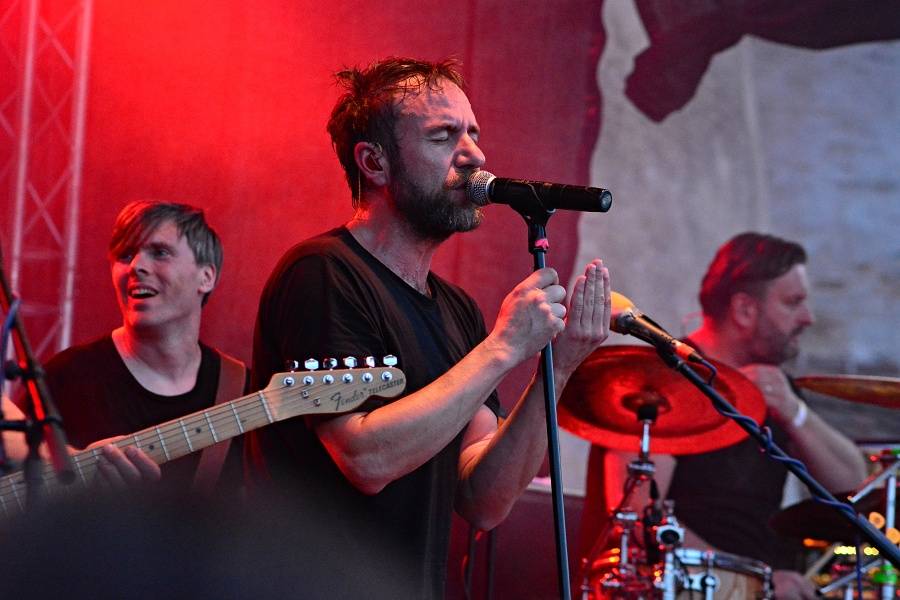 Tata Bojs si v Brně na Špilberku užívali letní atmosféry. Vystoupili také Ghost Of You