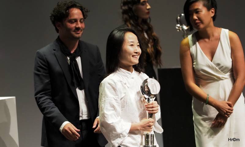 MFF Karlovy Vary ocenil film Otec i Patricii Clarkson, Jiří Bartoška děkoval městu za pohostinnost